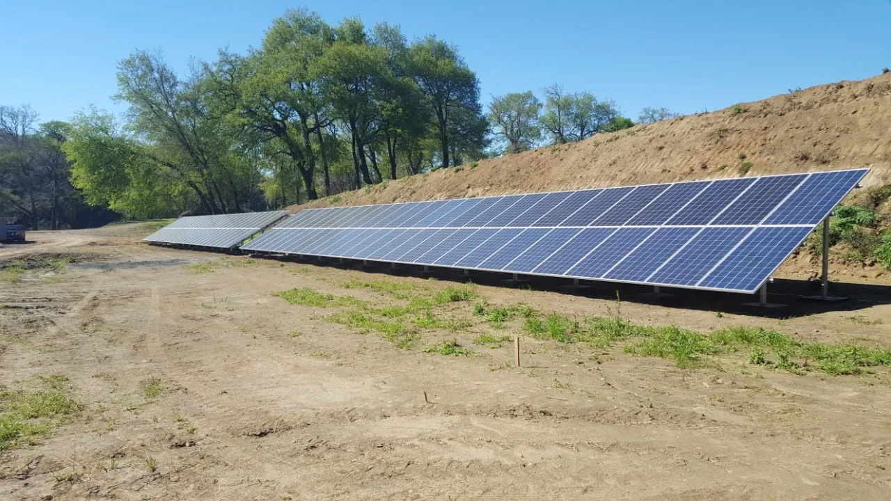Instalación fotovoltaica — Agrosisa Duraznos