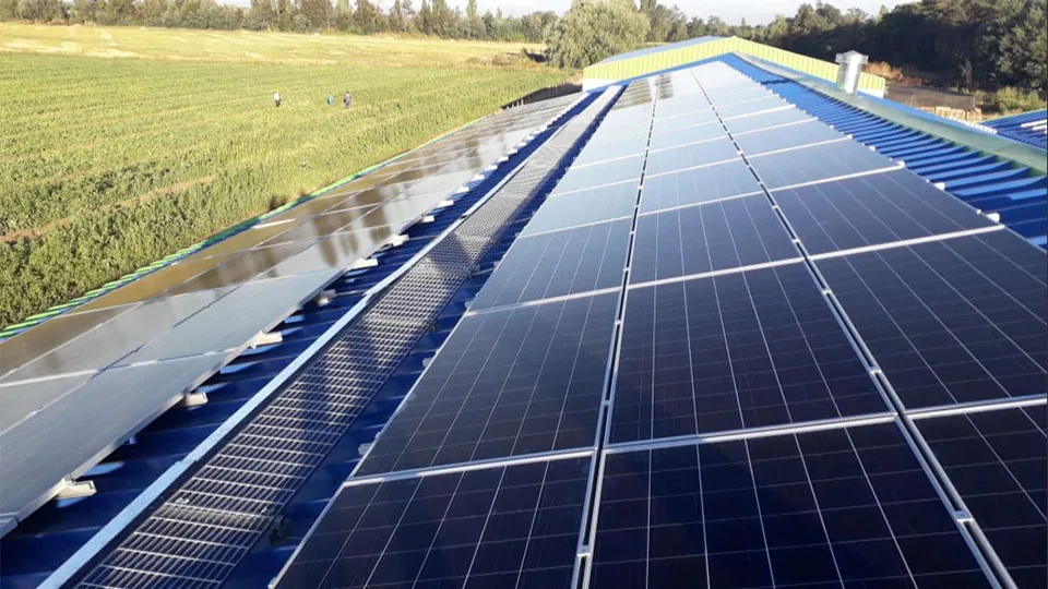 Instalación fotovoltaica — Exportadora NDF