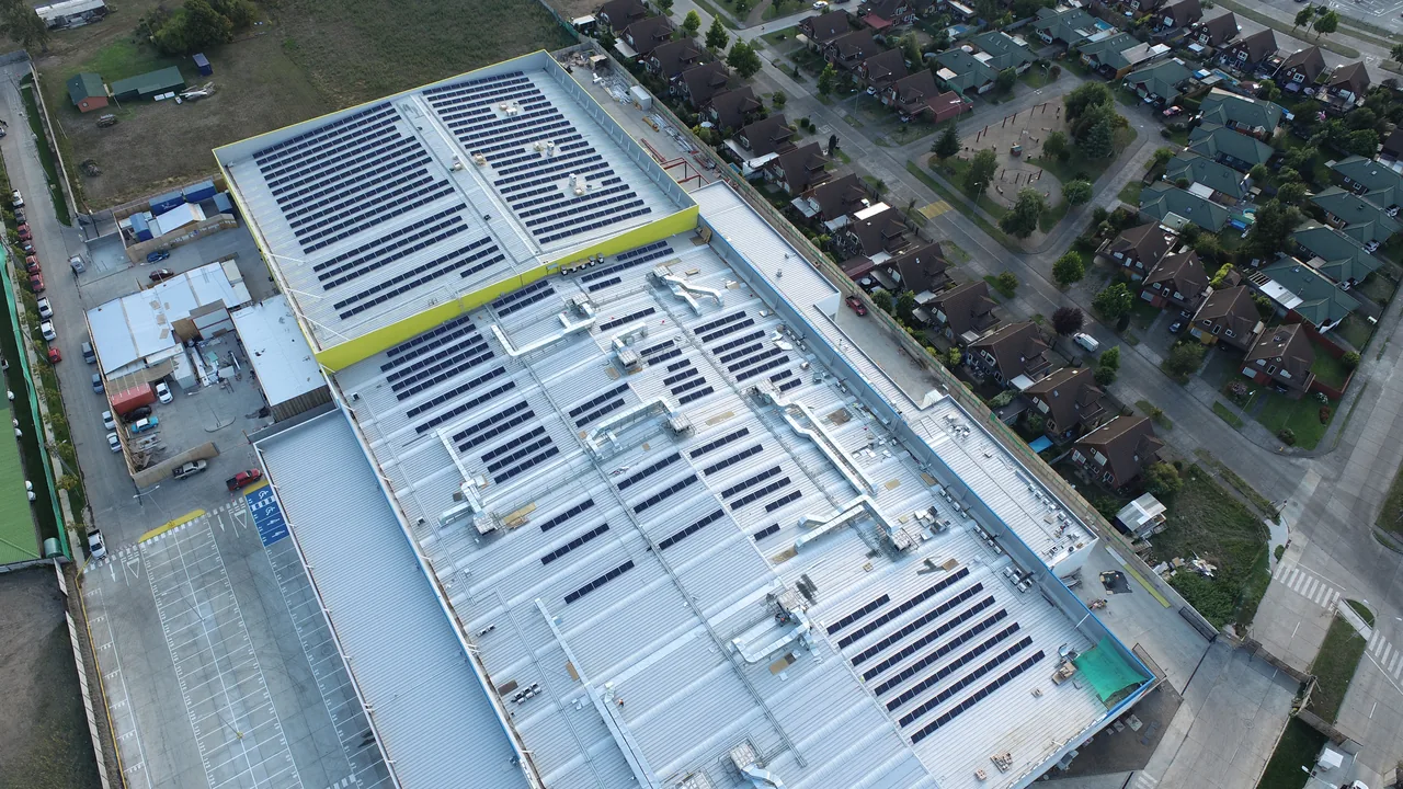 Instalación fotovoltaica — Sodimac Temuco